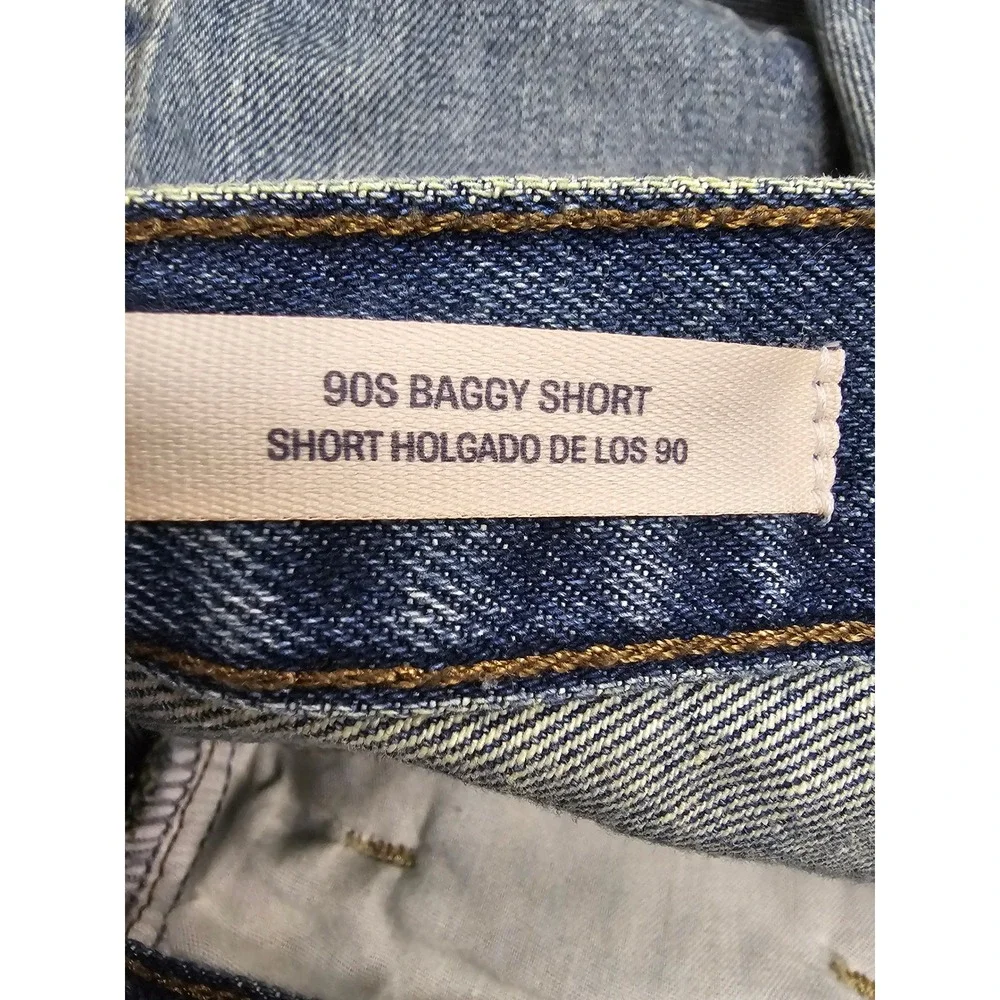 Universal Thread 90s Baggy Shorts Blue Denim Mid Rise Raw Hem 014195604 Size 8